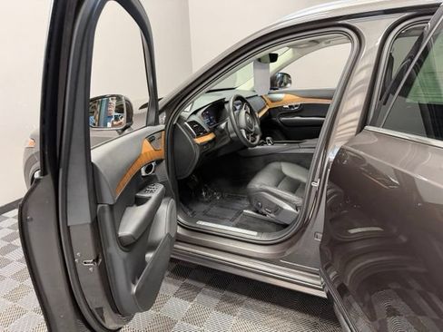 Used 2023 Volvo XC90 B6 Plus w/ Protection Package Premier AWD/4WD image 14