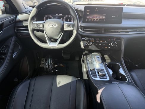 Used 2023 INFINITI QX60 Luxe w/ Performance Audio Package image 16