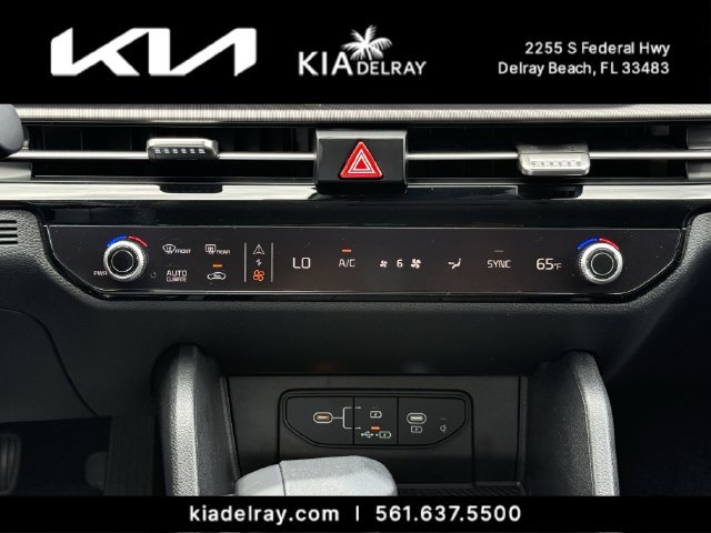 Used 2026 Kia Sportage EX w/ EX Panorama Roof Package FWD image 22