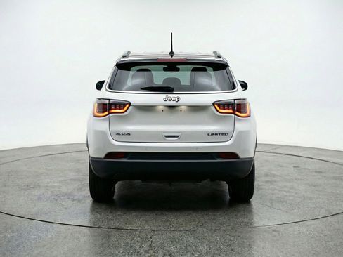 Used 2025 Jeep Compass Limited AWD/4WD image 7