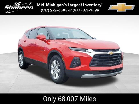 Used 2021 Chevrolet Blazer LT image 2