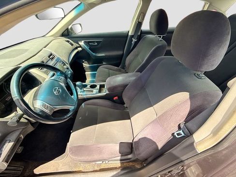 Used 2013 Nissan Altima 2.5 SV FWD image 26