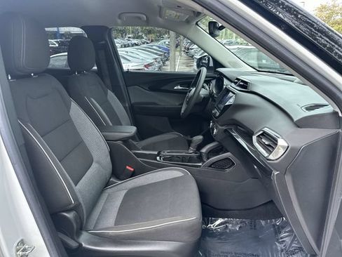 Used 2022 Chevrolet TrailBlazer LT w/ Convenience Package AWD/4WD image 29