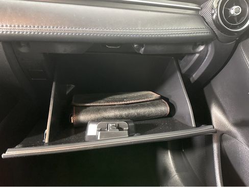 Used 2018 Toyota Yaris iA image 38