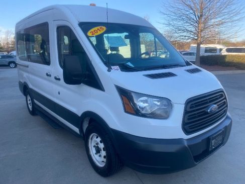Used 2015 Ford Transit 150 XL image 10
