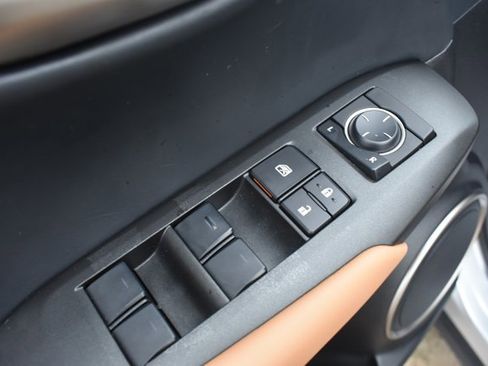 Used 2017 Lexus NX 200t FWD image 12