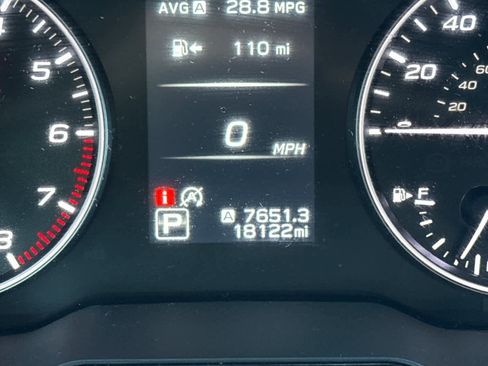 Used 2023 Subaru Outback Premium AWD/4WD image 28