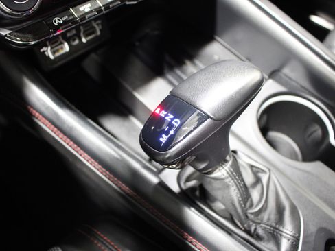 Used 2025 Dodge Durango GT AWD/4WD image 16