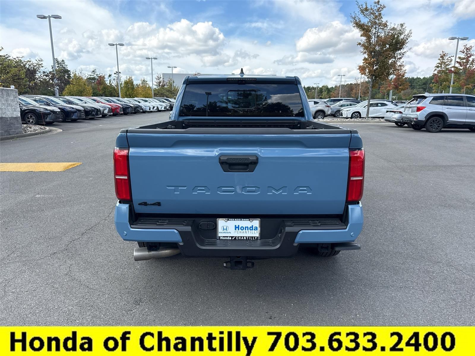 Used 2026 Toyota Tacoma TRD Sport w/ TRD Sport Premium Package AWD/4WD image 21
