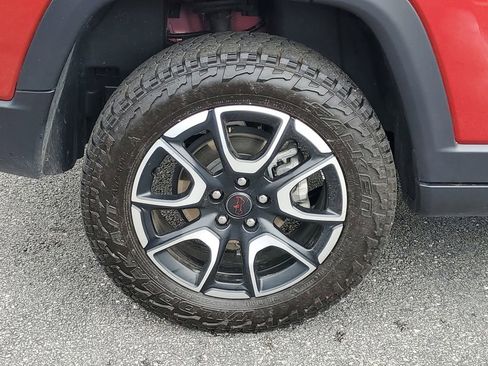 Certified 2025 Jeep Compass Trailhawk w/ Trailhawk Elite Group AWD/4WD image 5