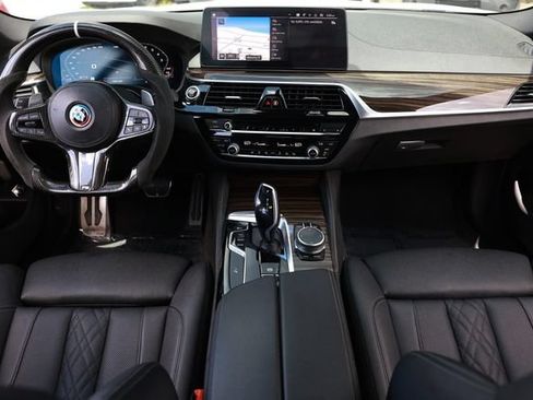Used 2021 BMW 540i w/ M Sport Package RWD image 2