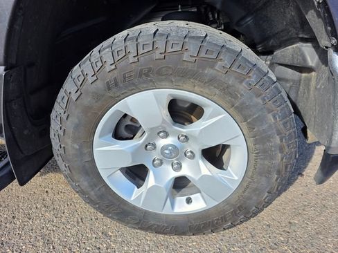 Used 2022 RAM 1500 Big Horn AWD/4WD image 6