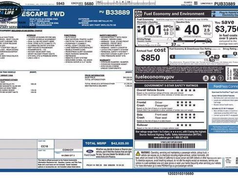 Used 2023 Ford Escape SE image 35