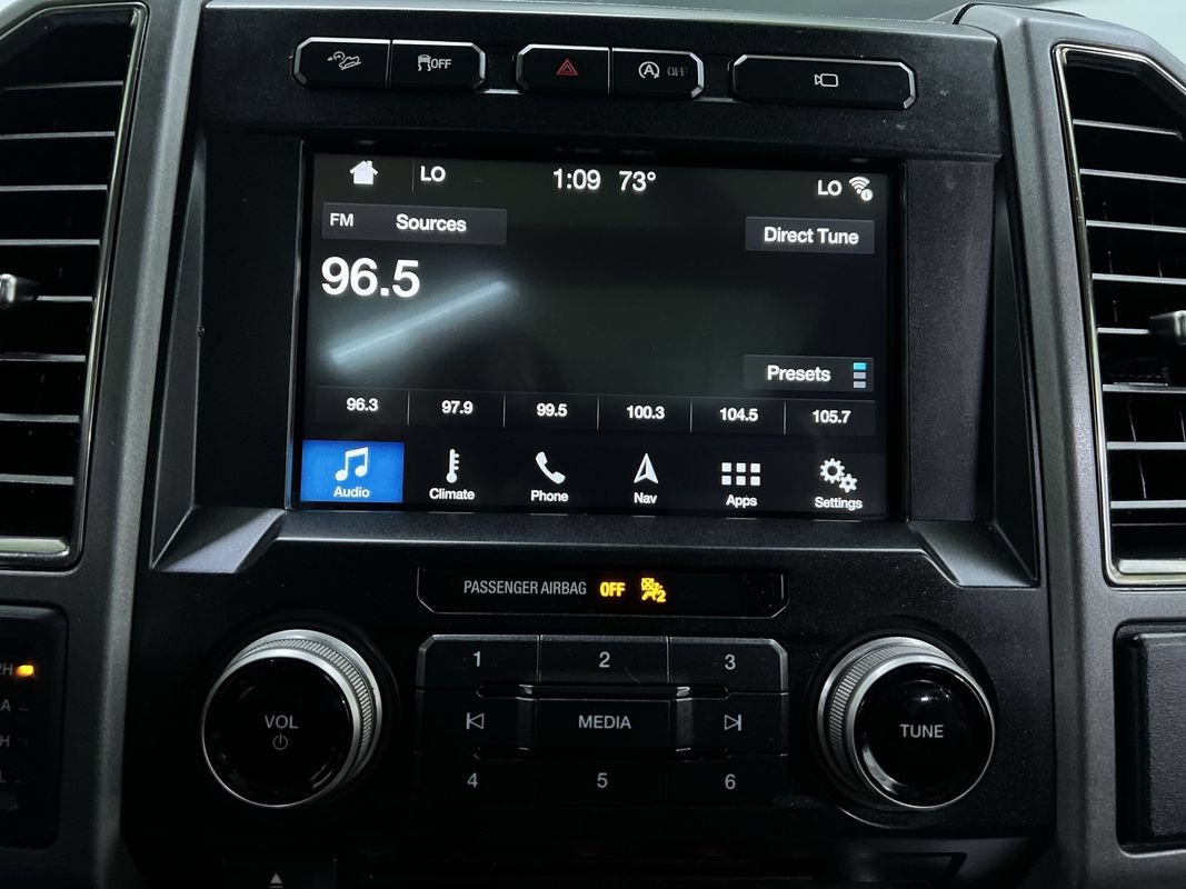Used 2017 Ford F150 Raptor w/ Equipment Group 802A Luxury AWD/4WD image 21