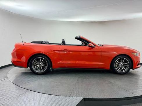 Used 2016 Ford Mustang Premium RWD image 9
