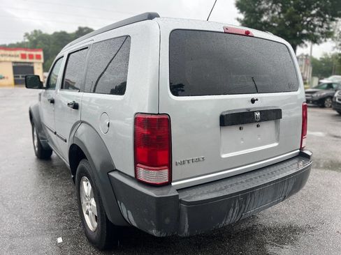 Used 2007 Dodge Nitro SXT image 7