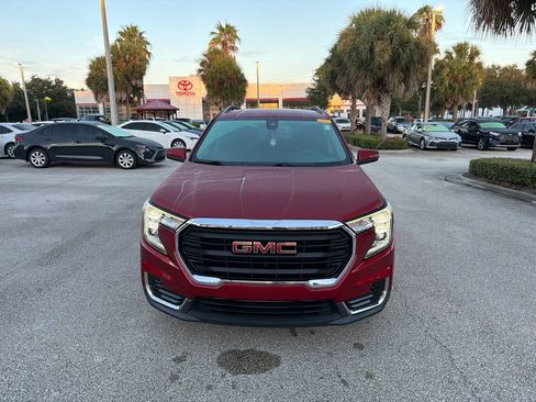 Used 2022 GMC Terrain SLE w/ Driver Convenience Package FWD image 5