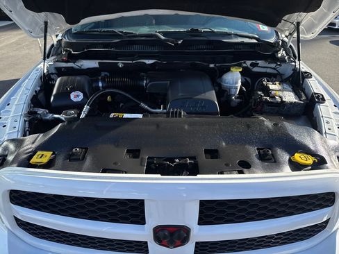 Used 2018 RAM 1500 Express w/ Express Value Package image 28