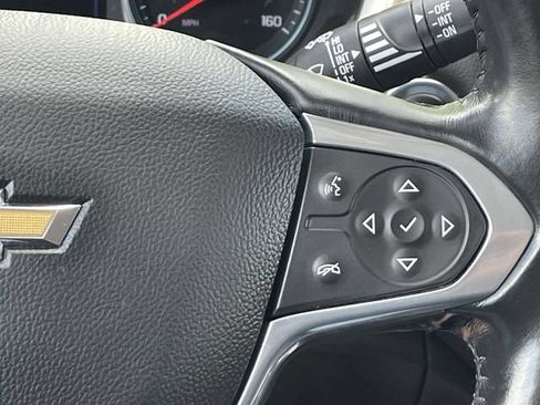Used 2021 Chevrolet Traverse LT w/ LPO, Floor Liner Package AWD/4WD image 35