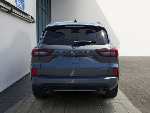 Used 2024 Ford Escape ST-Line w/ Tech Pack #1 AWD/4WD image 4
