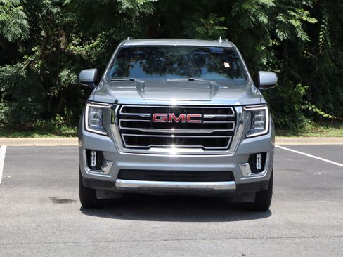 Used 2023 GMC Yukon SLT RWD image 3