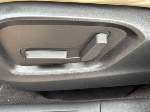 Used 2021 MAZDA CX-5 Touring image 15