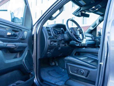 Used 2024 RAM 1500 Limited image 13