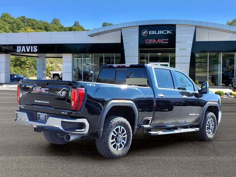 Used 2022 GMC Sierra 2500 SLT w/ SLT Convenience Package image 4