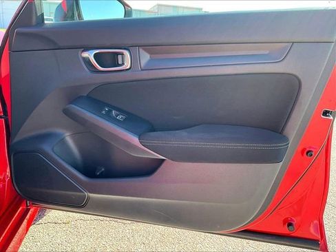 Used 2022 Honda Civic Sport image 12