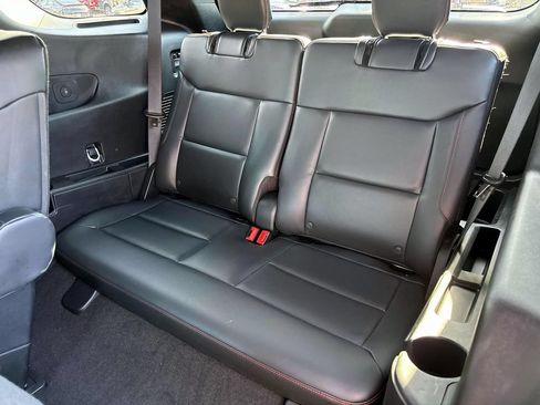 Used 2025 Ford Explorer ST AWD/4WD image 13