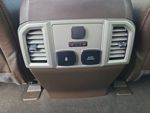 Used 2019 Ford F150 King Ranch w/ Equipment Group 601A Luxury AWD/4WD image 22
