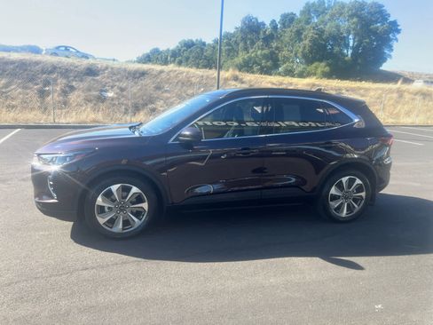 Used 2023 Ford Escape Platinum w/ Premium Technology Package image 7