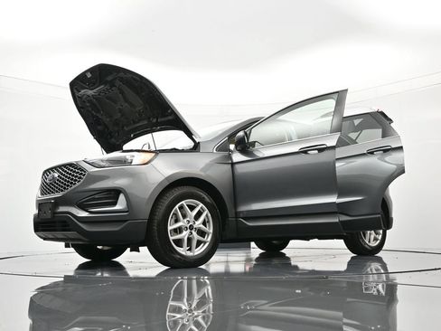 Used 2024 Ford Edge SEL AWD/4WD image 46