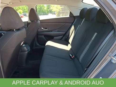 Used 2023 Hyundai Elantra SEL FWD image 14