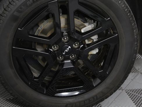 Used 2023 Kia Telluride EX X-Line image 8