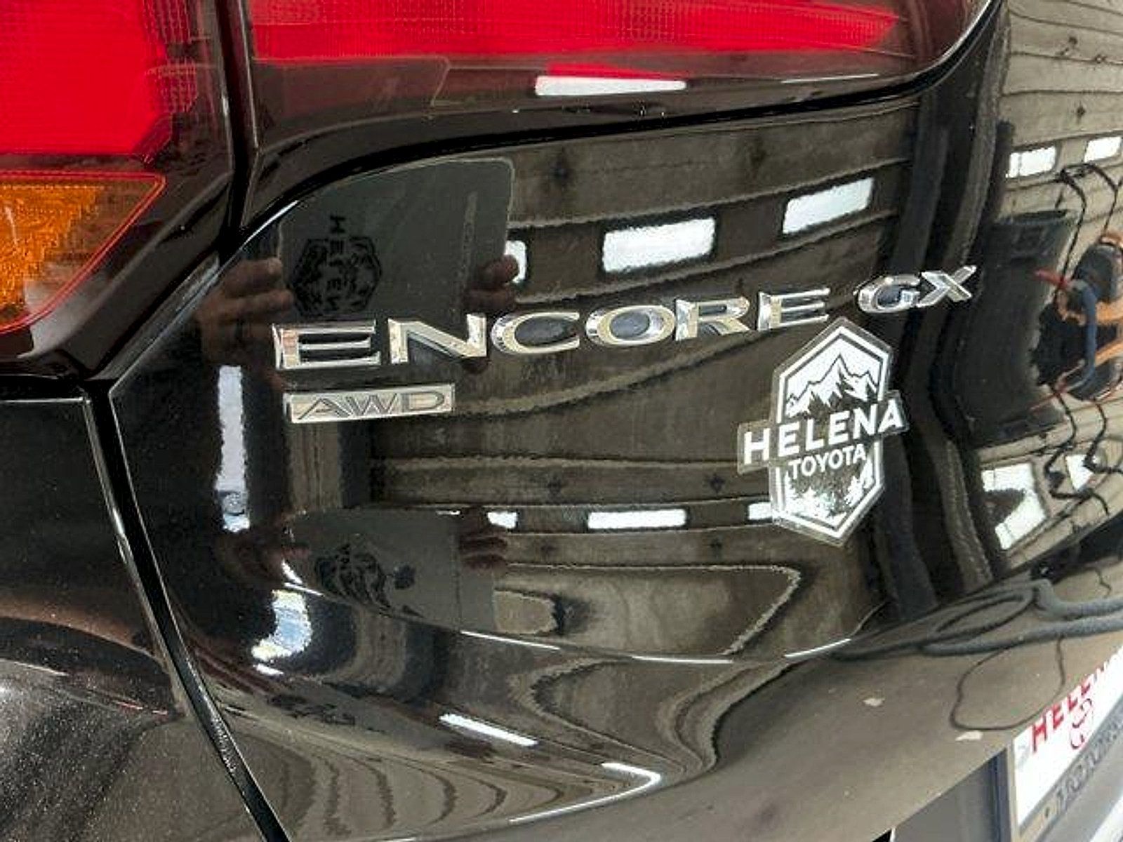 Used 2022 Buick Encore GX Select AWD/4WD image 21