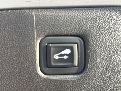 Used 2020 Chevrolet Blazer LT AWD/4WD image 28