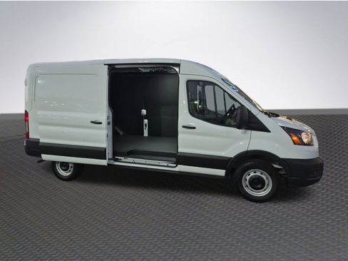 New 2026 Ford Transit 250 148 Medium Roof w/ Load Area Protection Package image 13