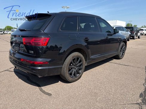 Used 2017 Audi Q7 3.0T AWD/4WD image 3