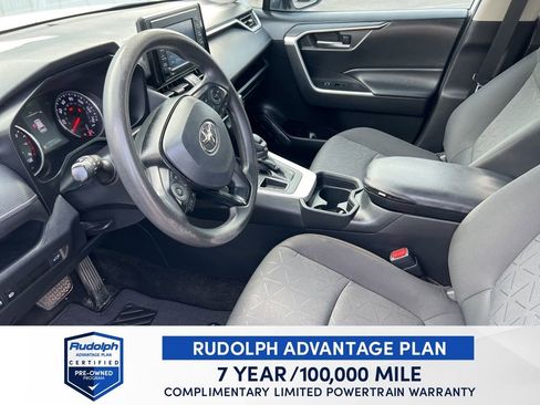 Used 2021 Toyota RAV4 XLE w/ Convenience Package image 10