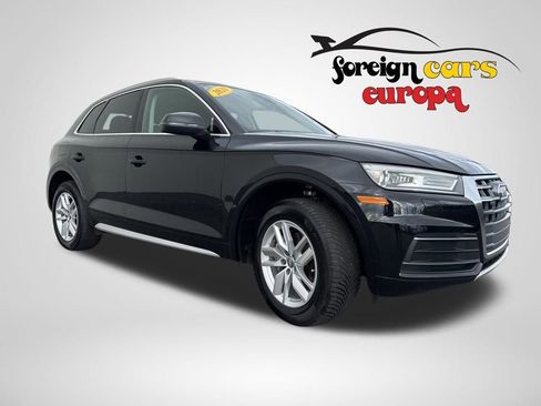 Used 2020 Audi Q5 2.0T Premium w/ Convenience Package image 3