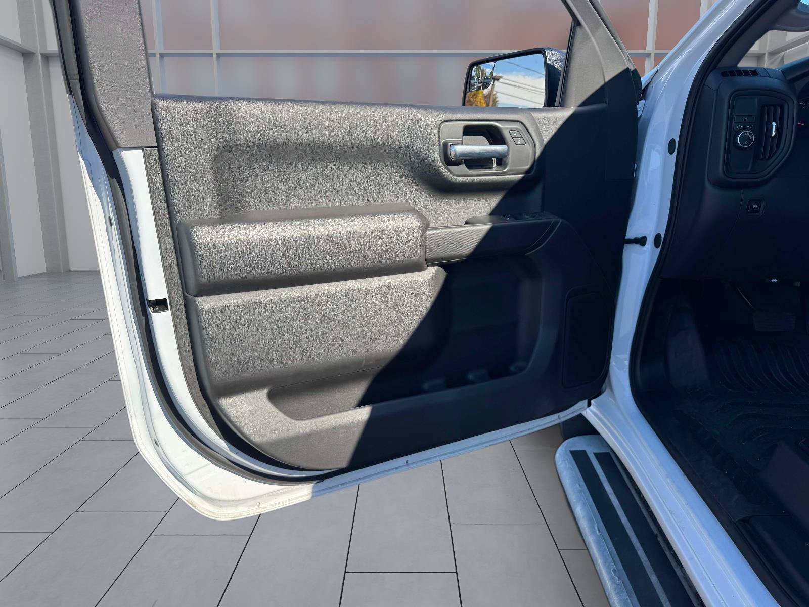 Used 2025 Chevrolet Silverado 1500 W/T RWD image 18