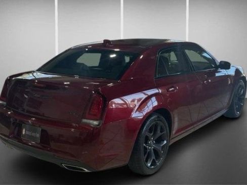 Used 2023 Chrysler 300 S image 4