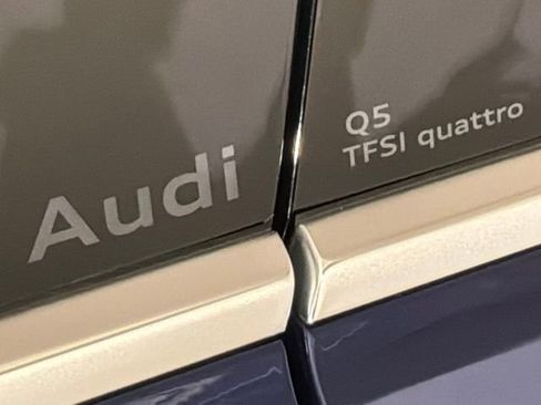 Used 2025 Audi Q5 Premium w/ Convenience Package image 26