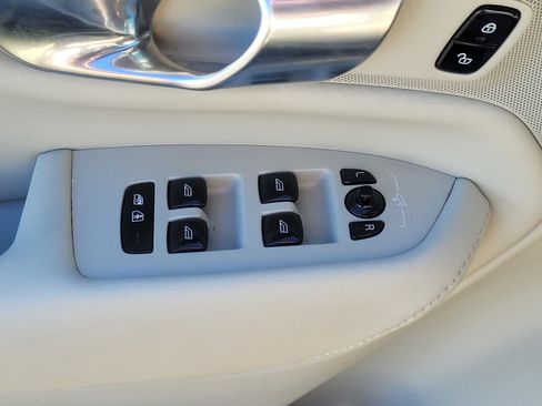 Used 2023 Volvo XC90 B6 Plus w/ Protection Package Premier image 17