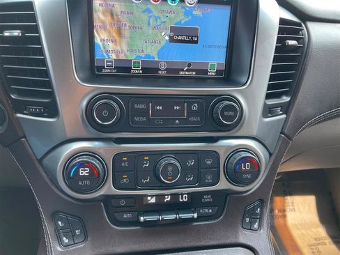 Used 2015 Chevrolet Suburban LTZ AWD/4WD image 22