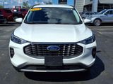 Used 2025 Ford Escape SE image 2