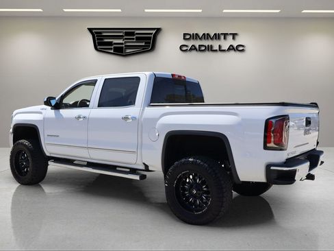 Used 2018 GMC Sierra 1500 SLT w/ SLT Premium Package image 3
