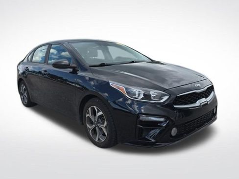 Used 2020 Kia Forte LXS FWD image 1