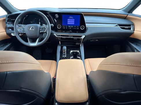 Used 2026 Lexus RX 350 FWD w/ Accessory Package (Z1) image 16